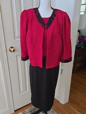 MAYA BROOKE BRAND WOMEN'S  RED & BLACK SLEEVELESS DRESS WITH OPEN JACKET SIZE 14